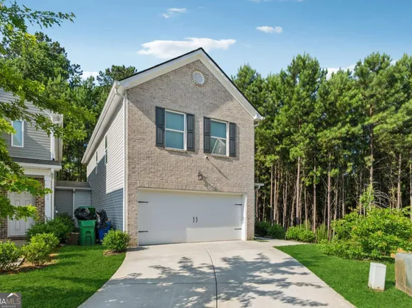 1062 Valley Rock Dr, Lithonia, GA 30058