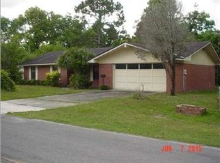 318 Avenue E, Port St Joe, FL 32456