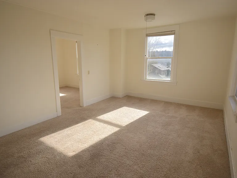 100 N 39th St #6 — Photo 6