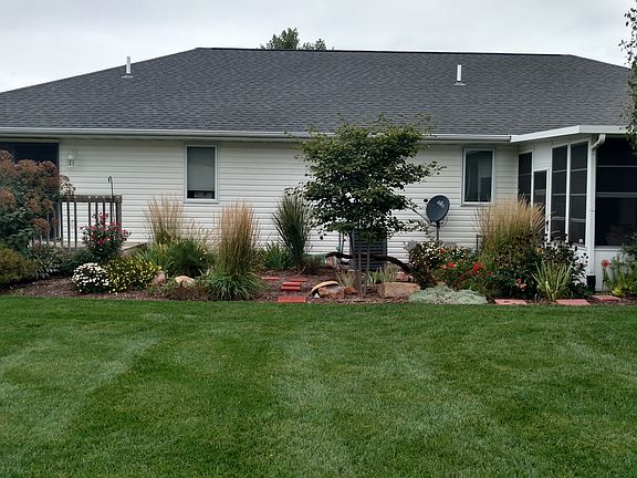 2nd image of 1110 Woodland Ave