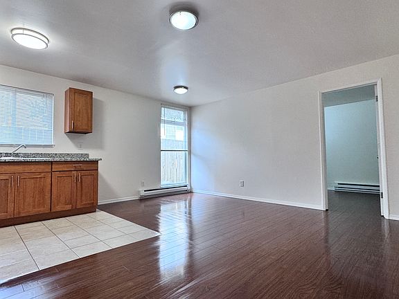 5th image of 3046 NE 143rd St #4-O