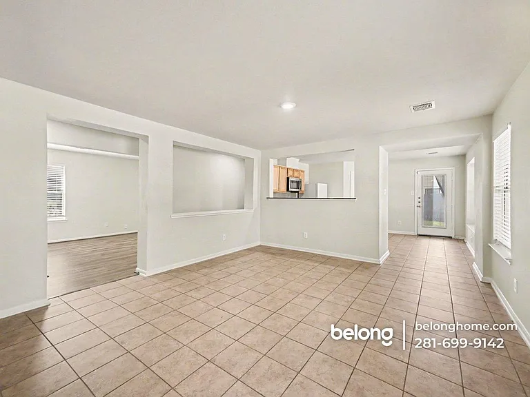 20739 Dickinson Manor Ln — Photo 7