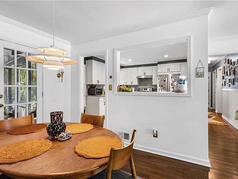 2859 Concord Dr — Photo 10