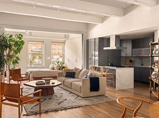 321 W 13th St APT 6A, New York, NY 10014