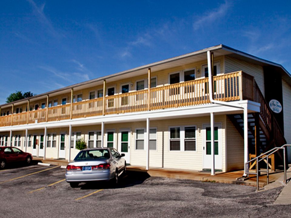 1st image of 1211 W 2nd St APT 6