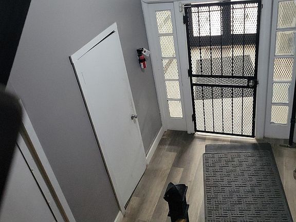 2nd image of 220 Stegman St #2D