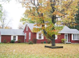 15 Heritage Rd, Poestenkill, NY 12140