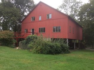 216 Headquarters Rd, Erwinna, PA 18920