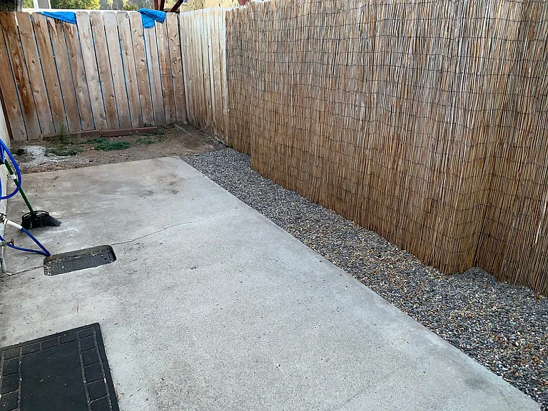 565 W Chase Ave — Photo 6