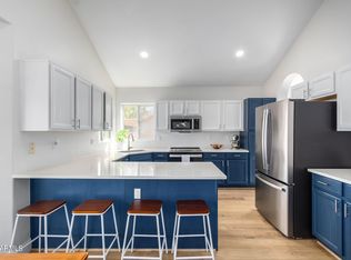 260 W Baylor Ln, Gilbert, AZ 85233