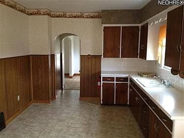 2nd image of 5085 Toledo Ave