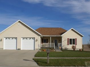 2460 Dole Dr, Eldora, IA 50627