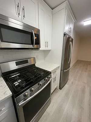 Sold by Royal House Realty, Inc. | media 14