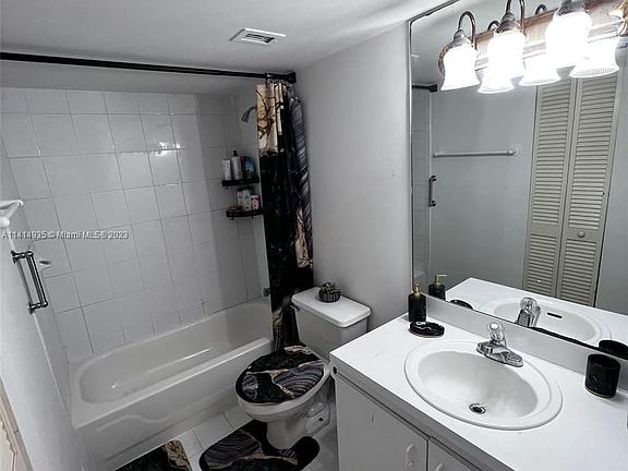 4th image of 9310 Fontainebleau Blvd APT 407