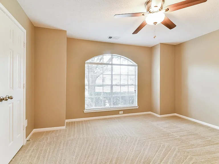 3122 Rainpark Ln — Photo 9