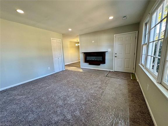 5th image of 932 Wilson Ln