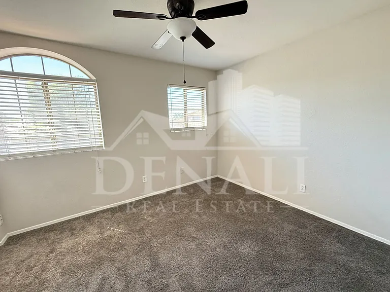 1274 W Sparrow Ct — Photo 17