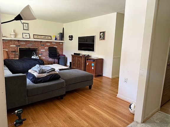 5th image of 3607 Marlbrough Way