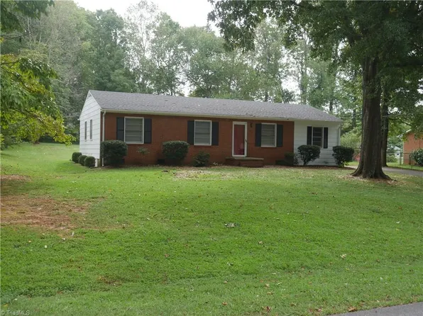 623 Green Tree Dr, Lewisville, NC 27023