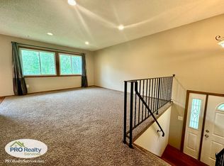 13350 Timber Crest Dr N, Maple Grove, MN 55311