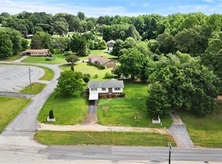 103 Bruce Blvd, Seneca, SC 29672