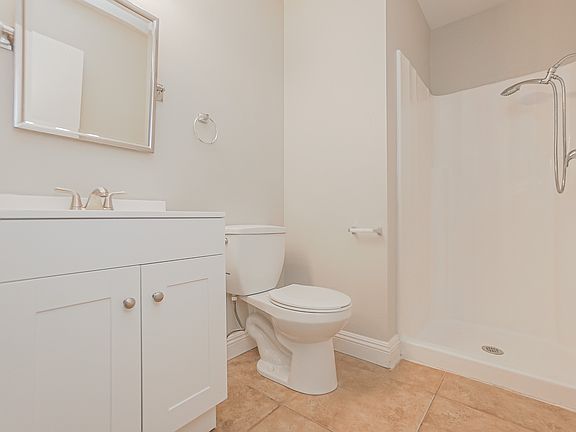 5th image of 1433 Santa Anita Dr APT C