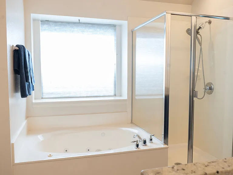 2502 Morningstar Ln — Photo 16