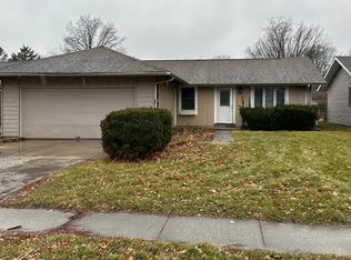 209 N Durkin Dr, Springfield, IL 62702
