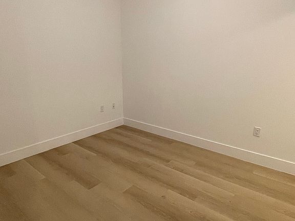 2nd image of 18641 NE 24th Pl #441