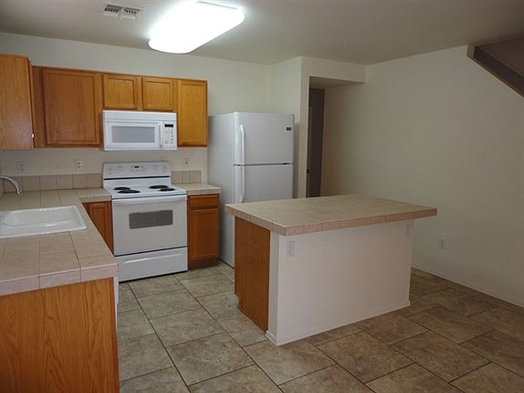 5th image of 1555 S Danielson Way
