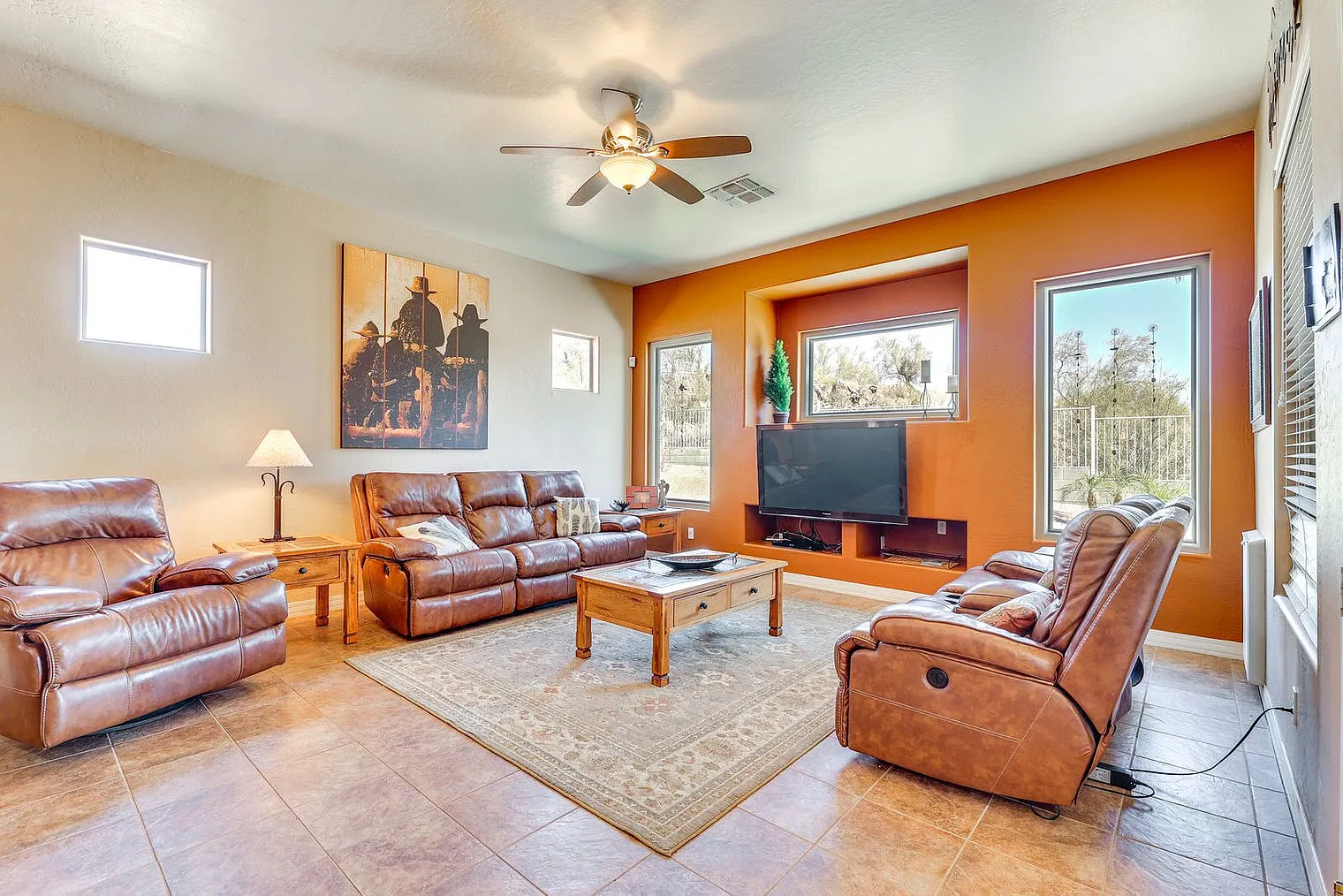 4 bed, 3.0 bath, 2744 sqft, $4,744 — Photo 2
