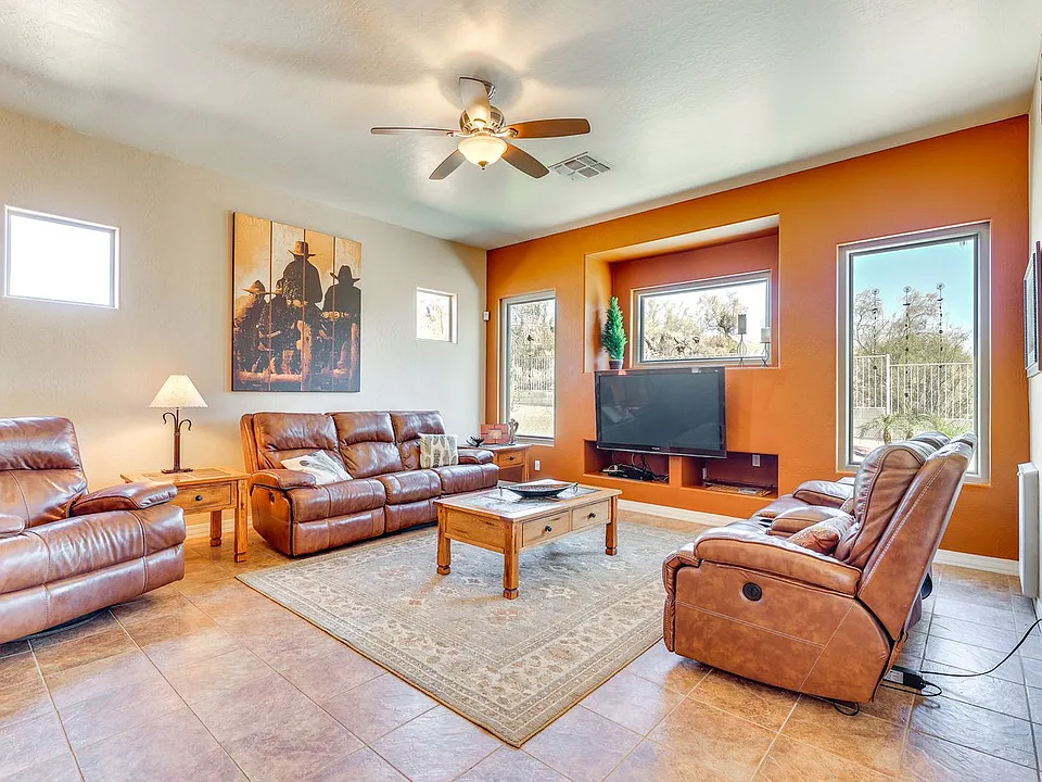 1425 N Harper Cir #ID1546195P