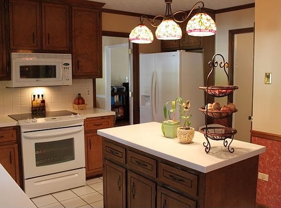 5th image of 3712 Bramblewood Way