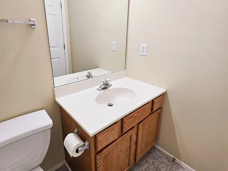 857 Ashley Michelle Ct — Photo 21