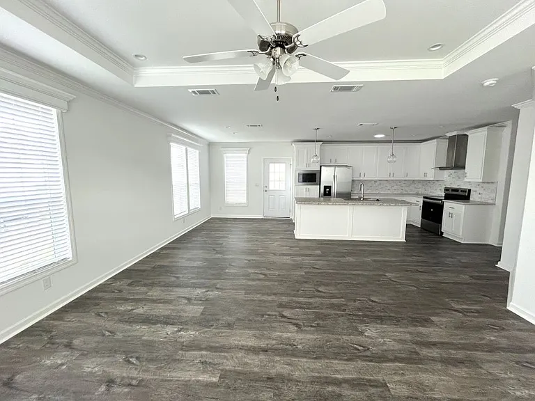 1033 Vervain Dr #1033E — Photo 19