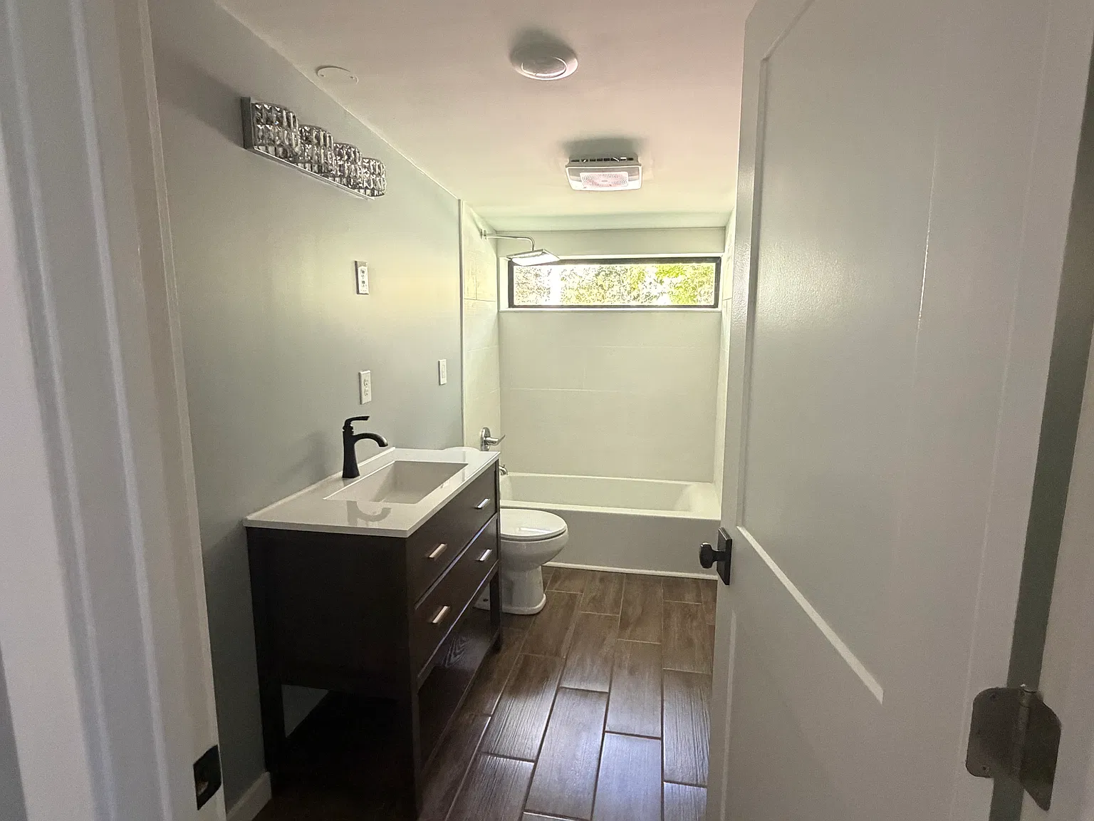 2 bed, 832 sqft, $1,450 — Photo 4