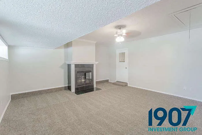 709 NW 16th St — Photo 8