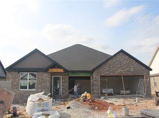 4750 Farmhouse St, Springdale, AR 72762