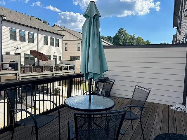 in outside patio looking left