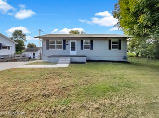 615 Slover St, Clinton, TN 37716