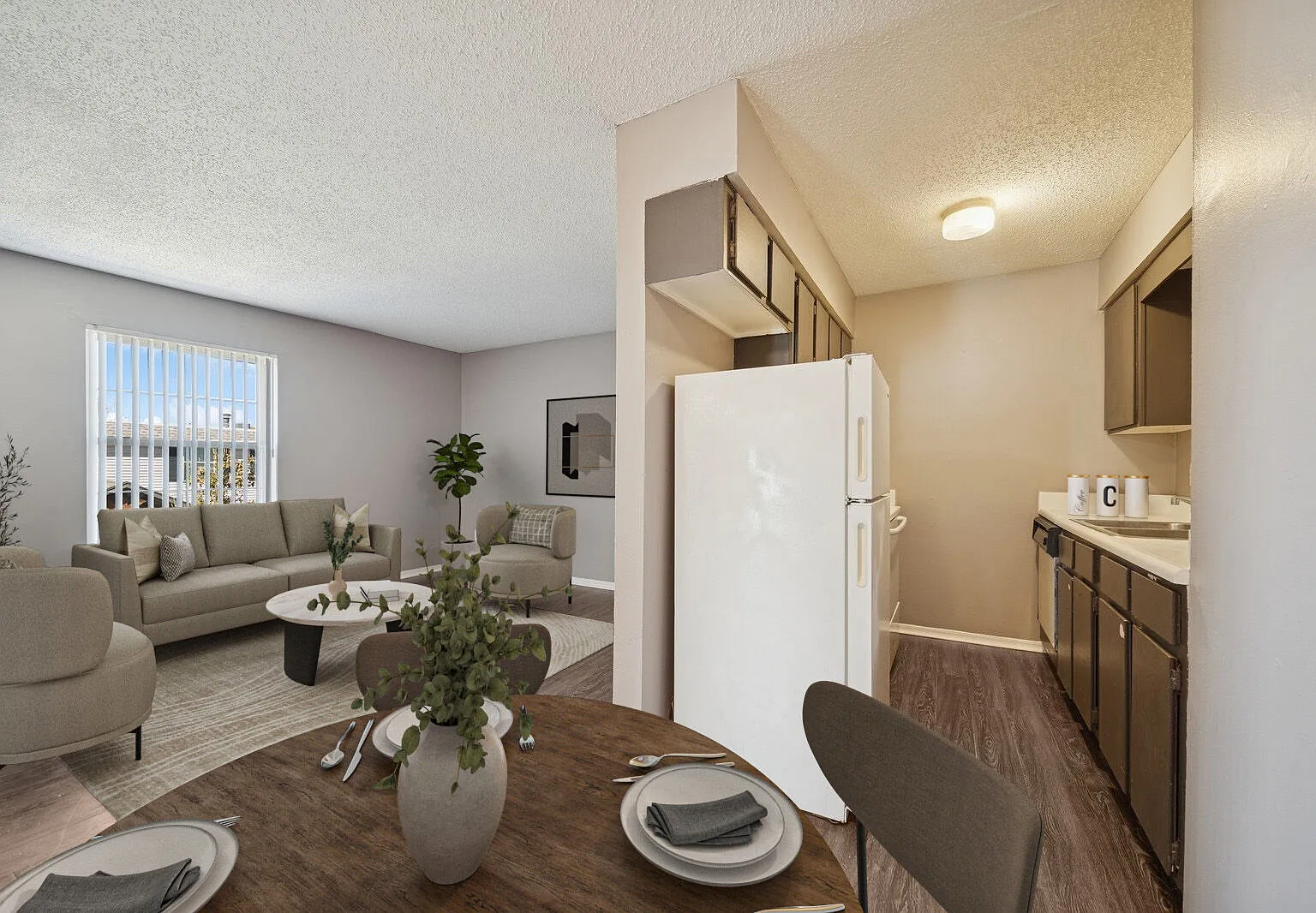 Reeds Landing Apartments — Photo 3