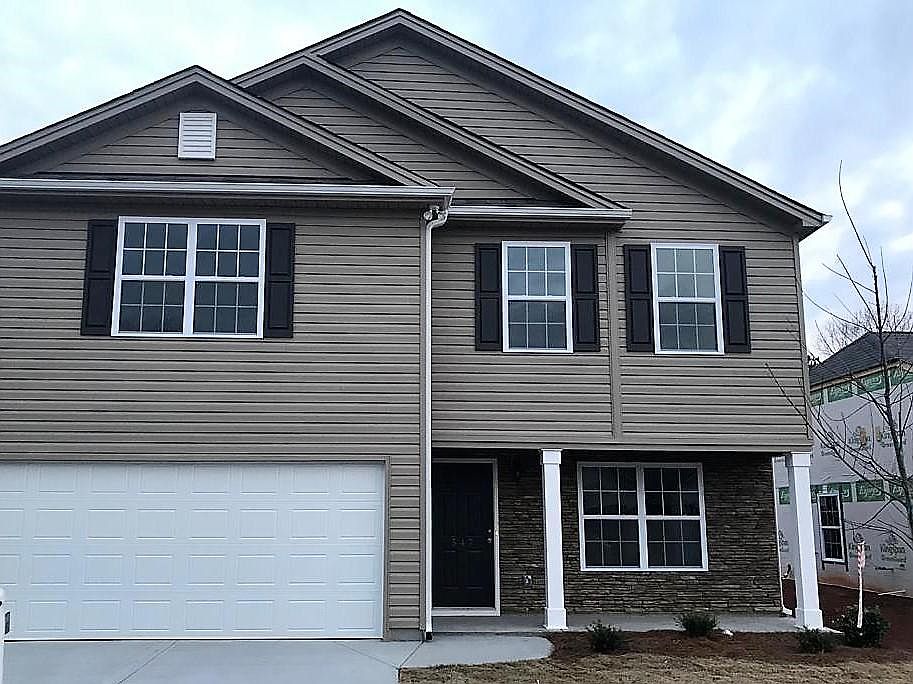Beautiful elevation with front porch