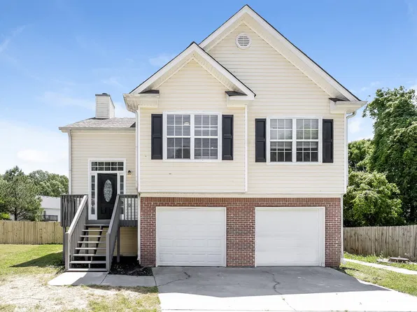 2341 Carousel Park Dr, Morrow, GA 30260