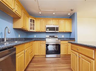 4053 Sandlewood Ln APT 1, Fort Myers, FL 33907