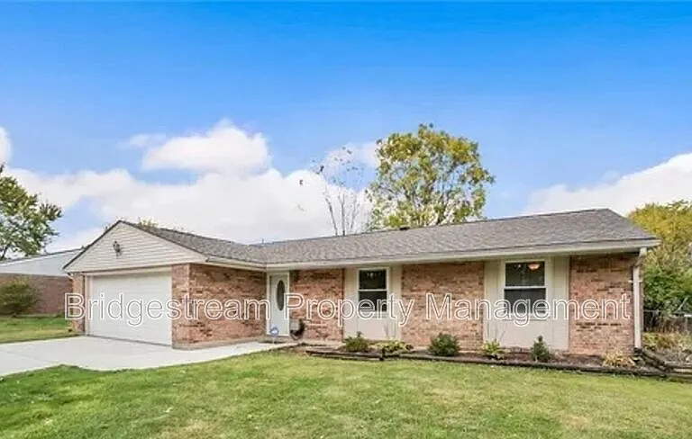 7611 Blossomview Ct — Photo 1