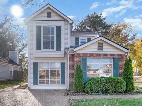 2600 Paddle Wheel Dr, Nashville, TN 37214