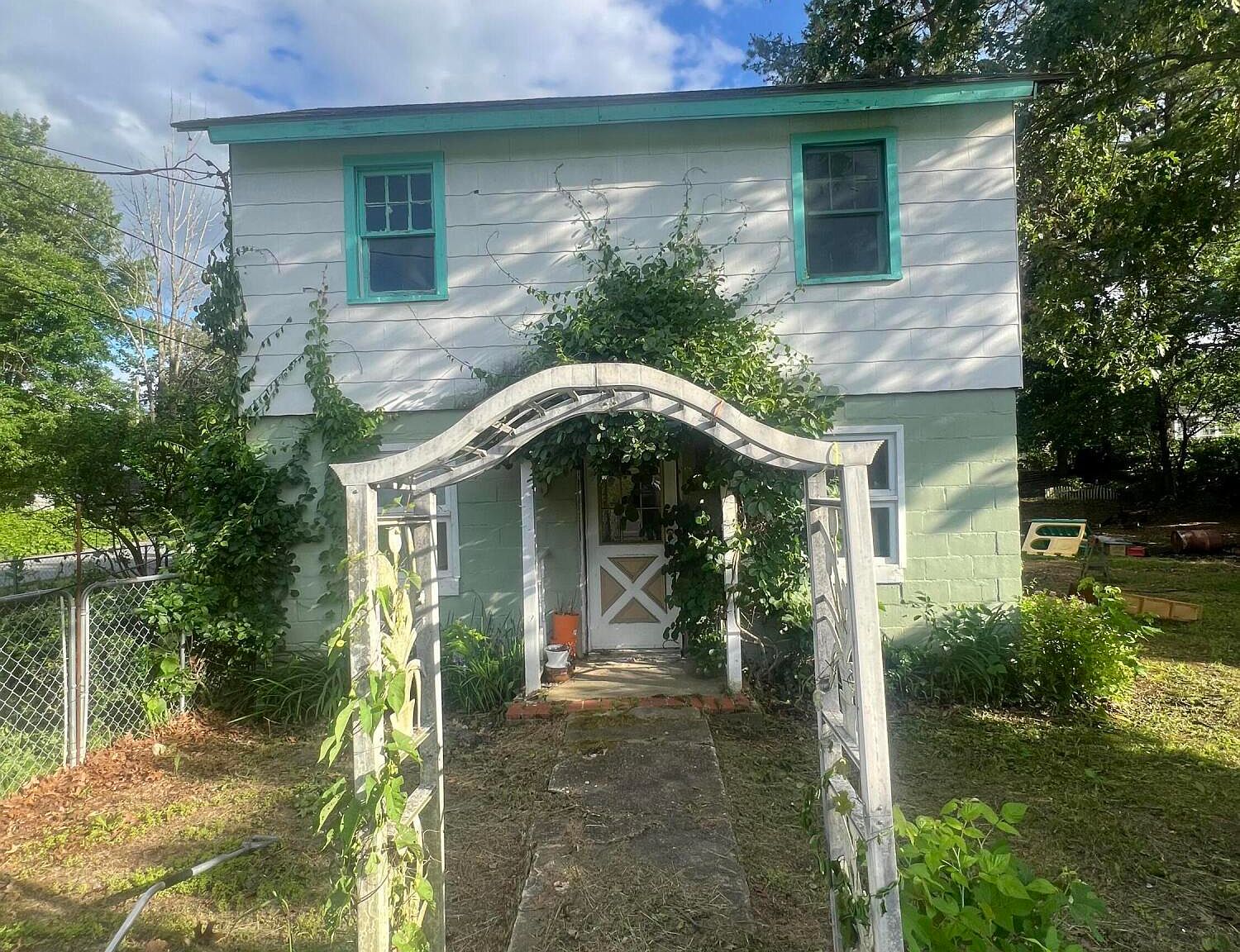 223 Luzerne Road, Queensbury, NY 12804 MLS 202419182 Zillow