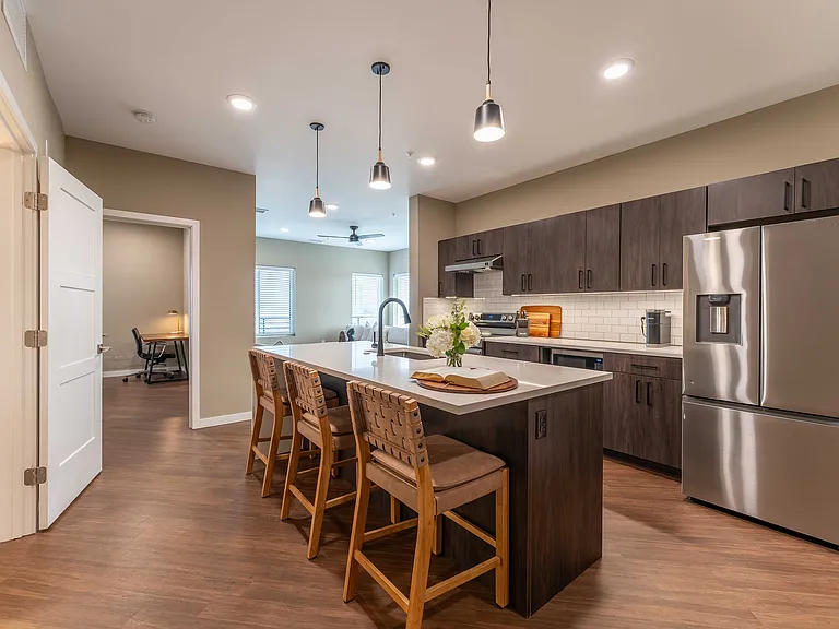 1364 E Battlefield Rd — Photo 178