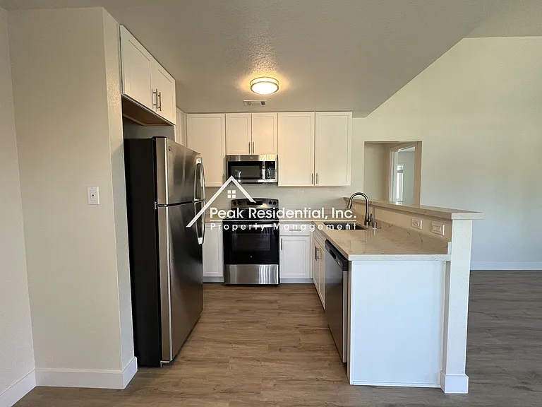 Gardenside Apartments — Photo 25