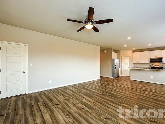 3rd image of 5802 Nyla Way